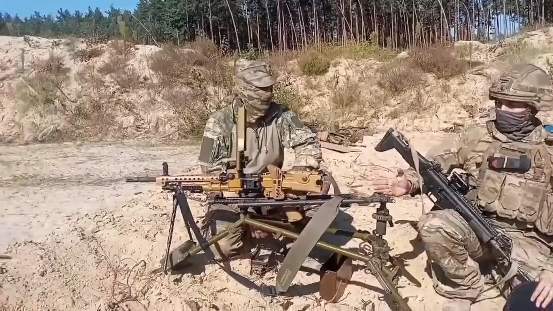 MG5 with Lafette in service with Greek volunteers of the International Legion