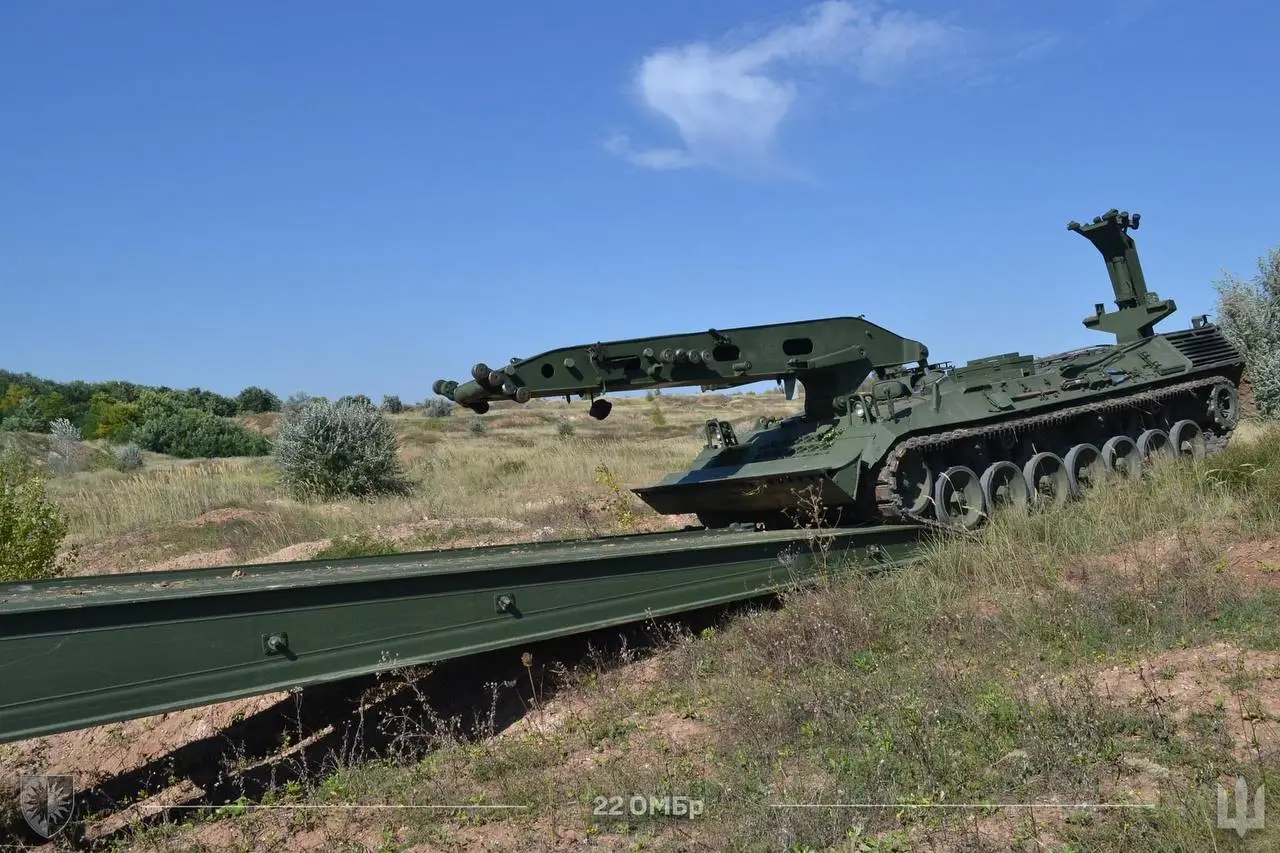 Bridge-laying tank Biber in service with the 22nd Separate Mechanized Brigade