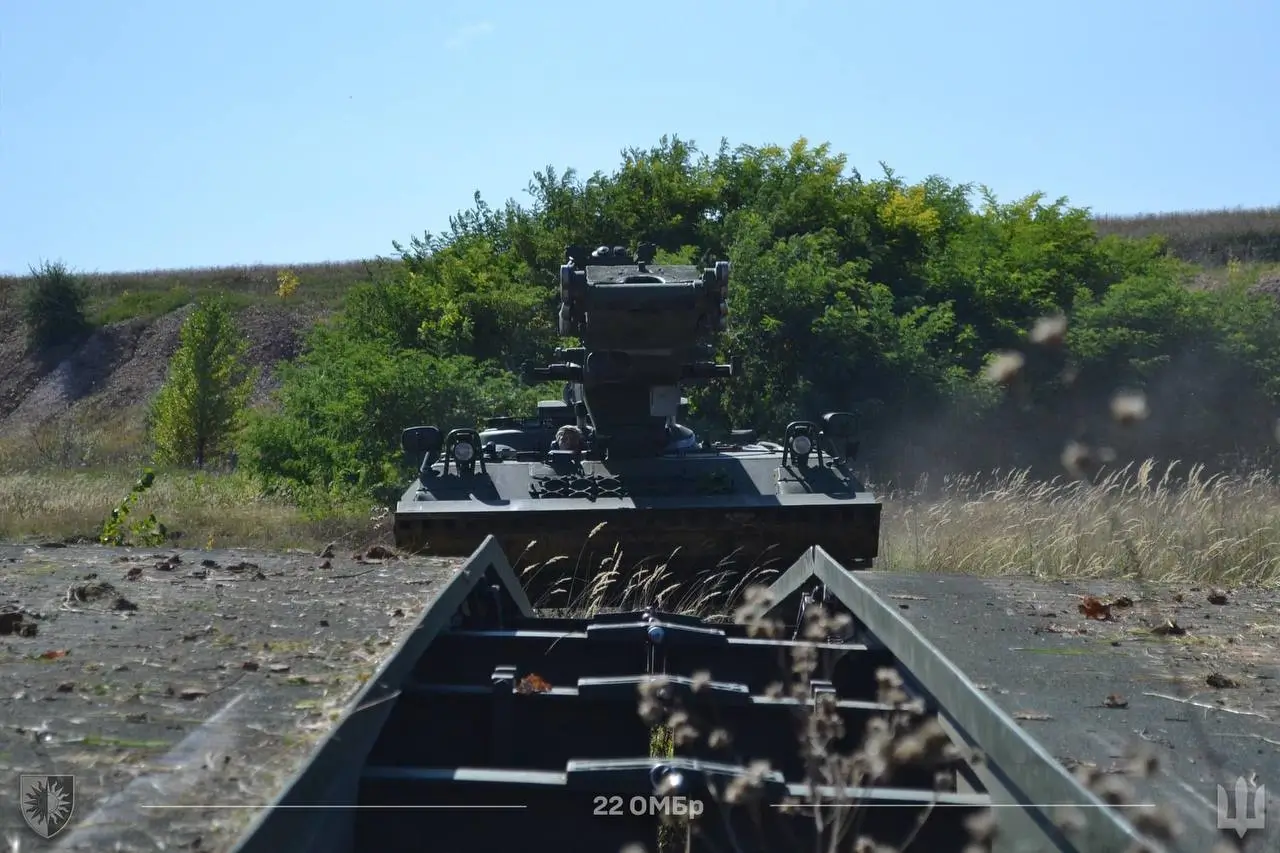 Bridge-laying tank Biber in service with the 22nd Separate Mechanized Brigade