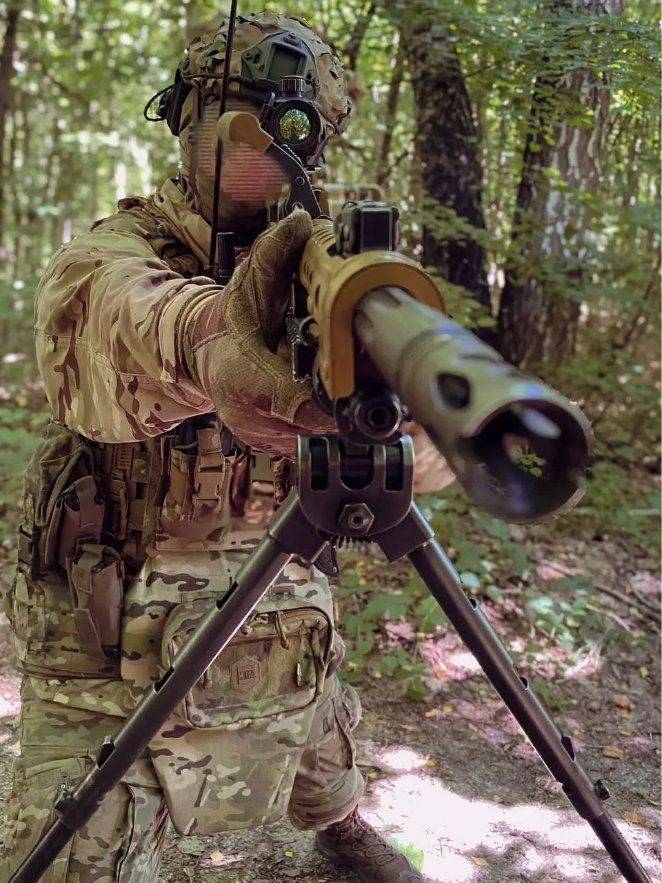 MG5 operated by a soldier of the Sibr Battalion