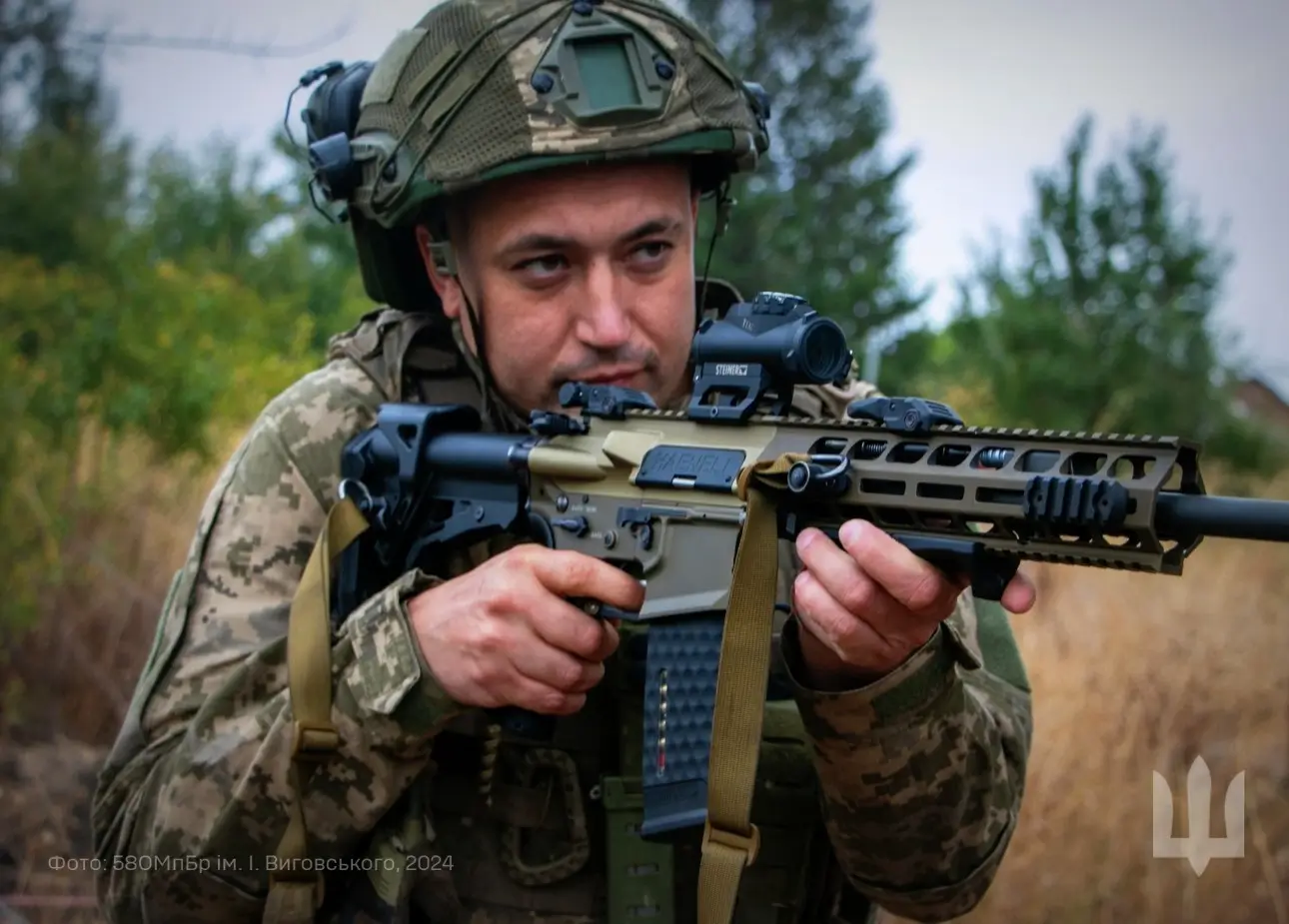 MK 556 assault rifle operated by a soldier