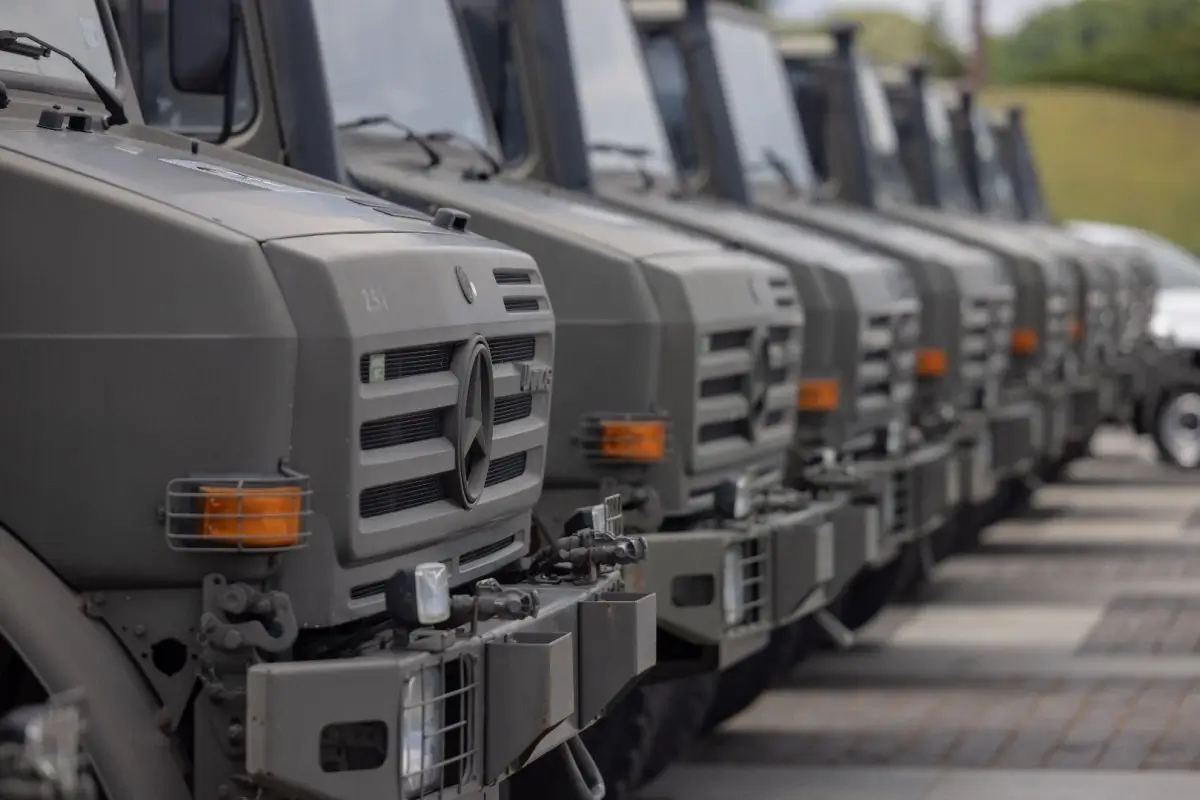 The front of some of the Mercedes-Benz Unimogs during the handover in Kyiv