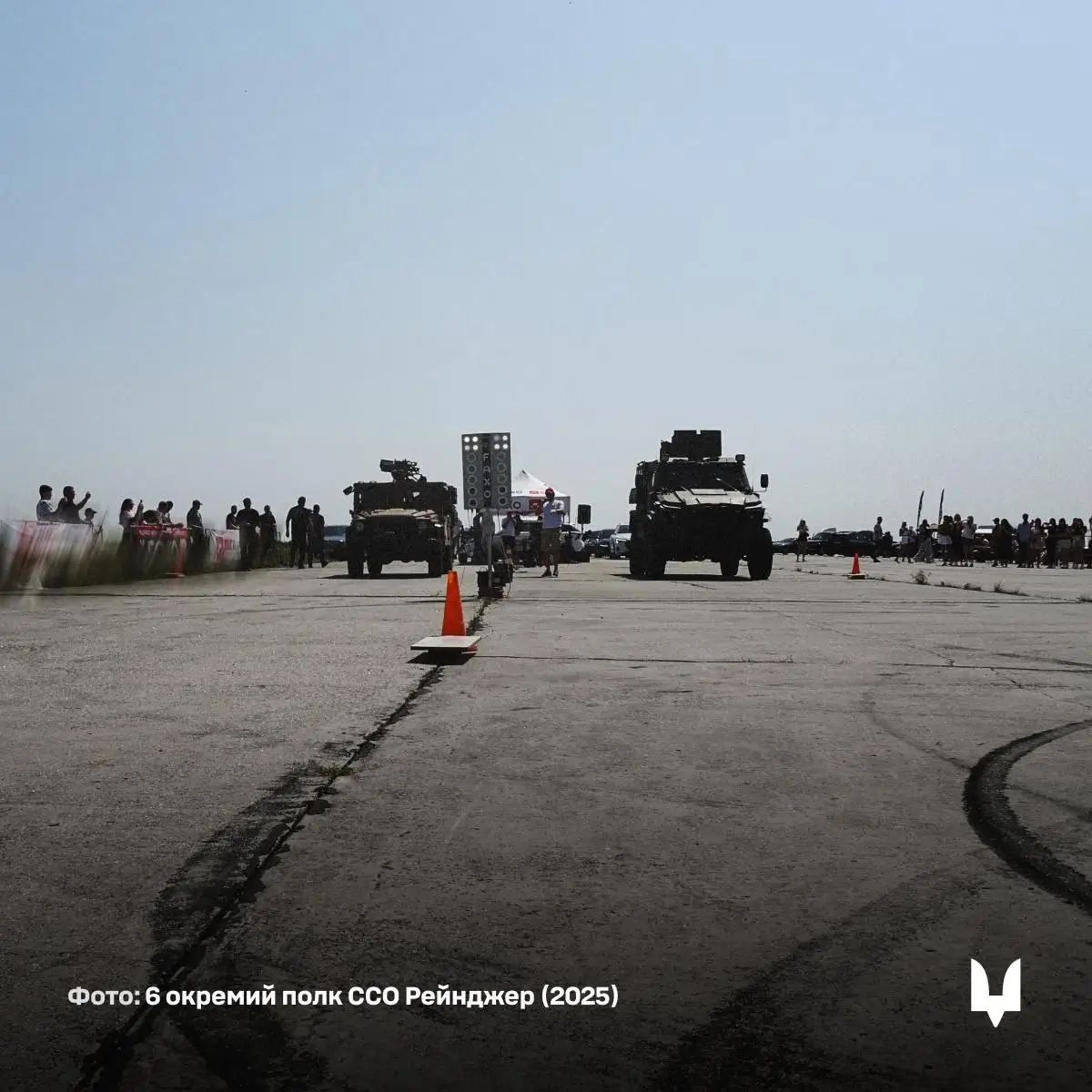 A Caracal air assault vehicle alongside an FFG APC during a presentation