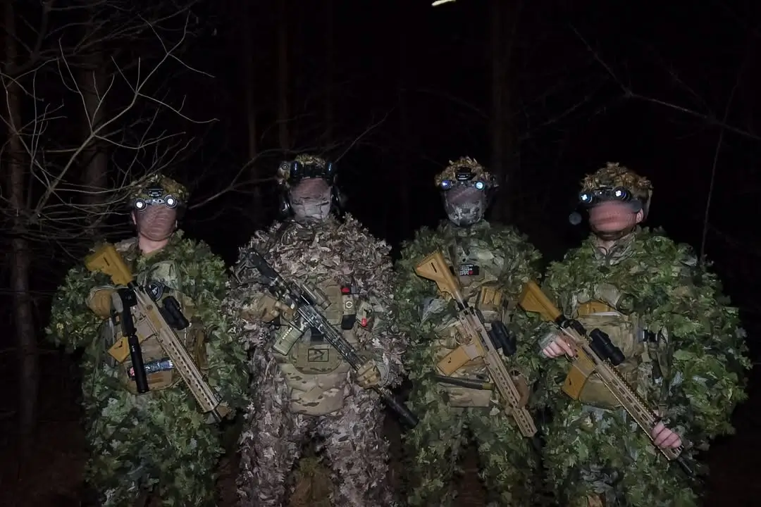 Ukrainian SOF together with HK416 assault rifles