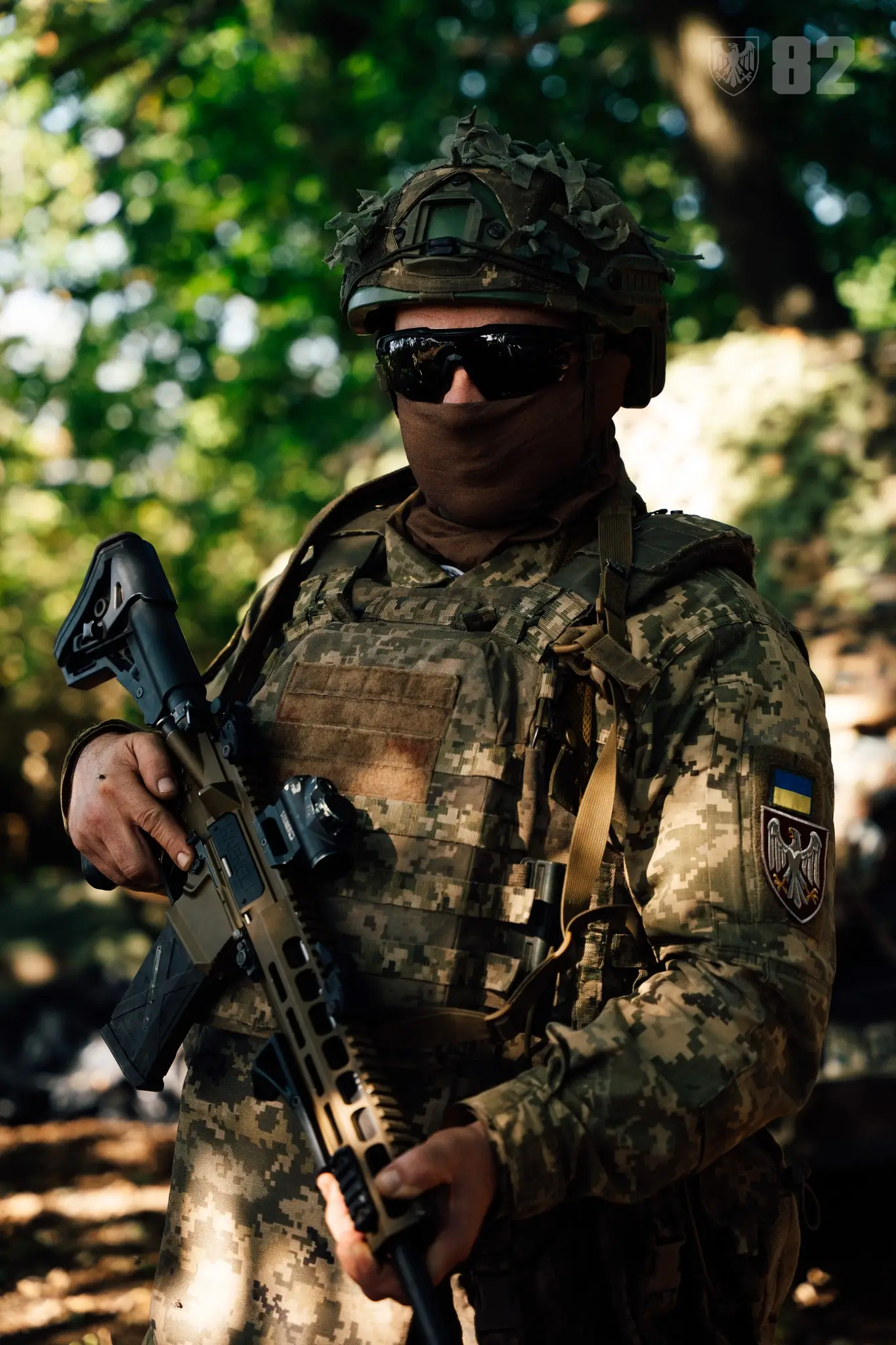 Ukrainian soldier with an MK 556 assault rifle