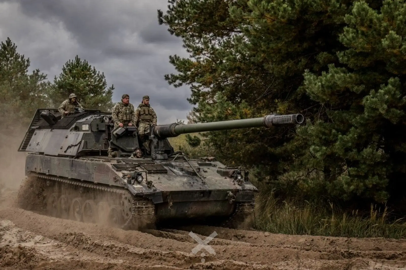 PzH 2000 somewhere in Eastern Ukraine