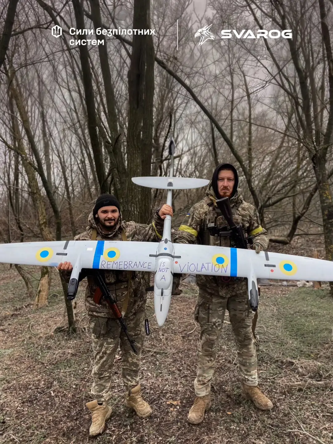 Soldiers holding a Vector UAV
