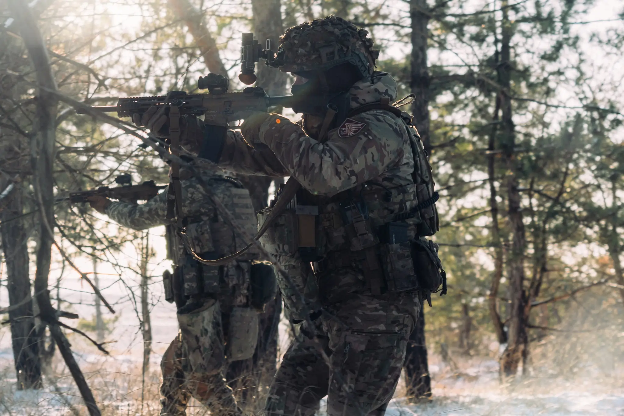 Ukrainian soldiers together with MK 556 assault rifles