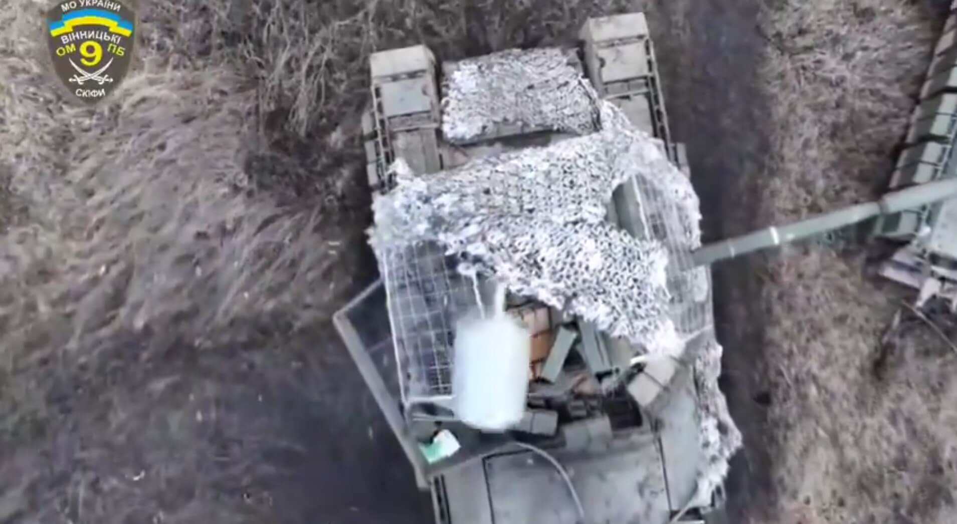 Ukrainian drone destroys a Russian tank