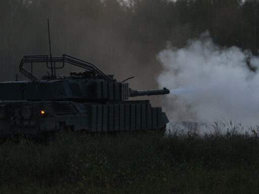 Leopard 1A5DK with additional reactive armour thumbnail