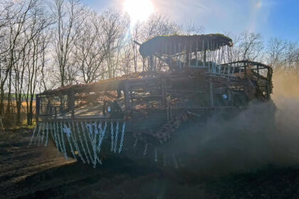 Marder 1A3 driving on a field